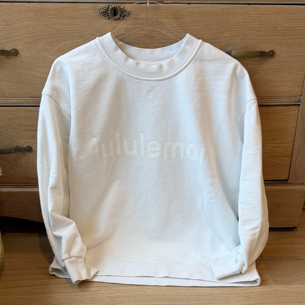 Lululemon perfectly oversized sweatshirt crewneck  size  xs s white letters
